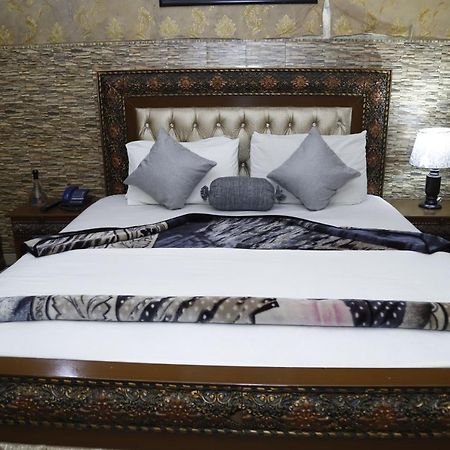 Hotel Sweet Inn Lahor Dış mekan fotoğraf