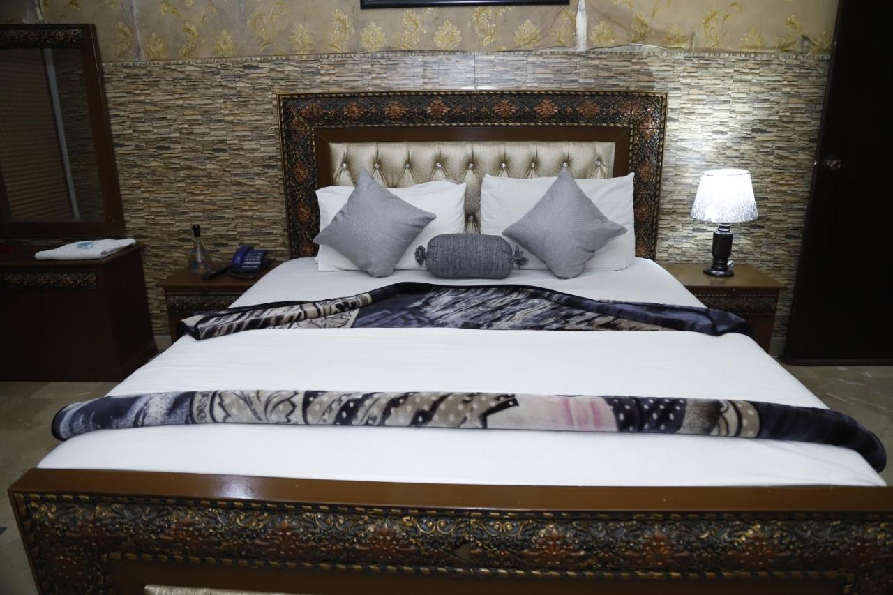 Hotel Sweet Inn Lahor Dış mekan fotoğraf
