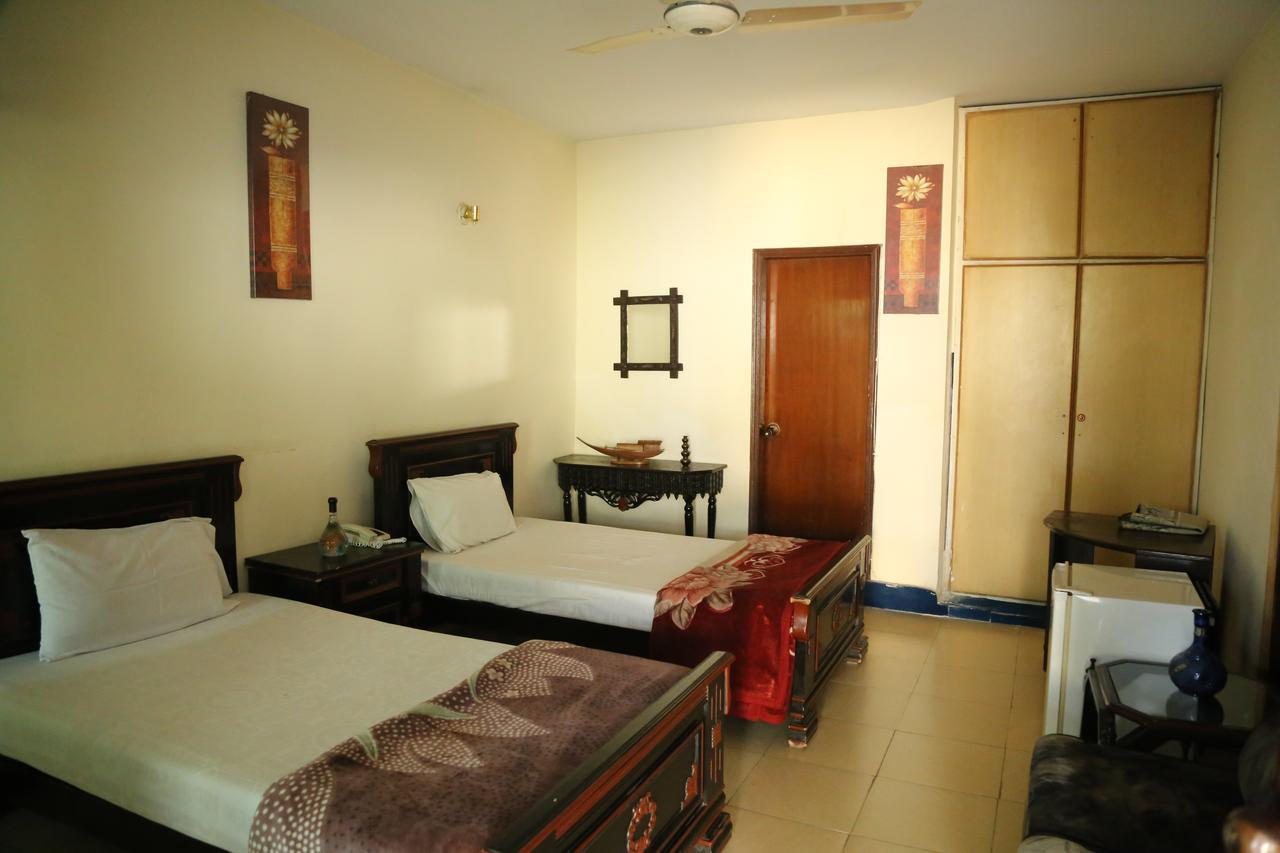 Hotel Sweet Inn Lahor Dış mekan fotoğraf