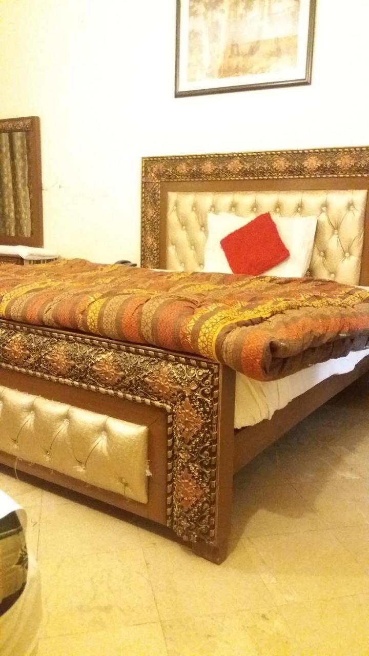 Hotel Sweet Inn Lahor Dış mekan fotoğraf